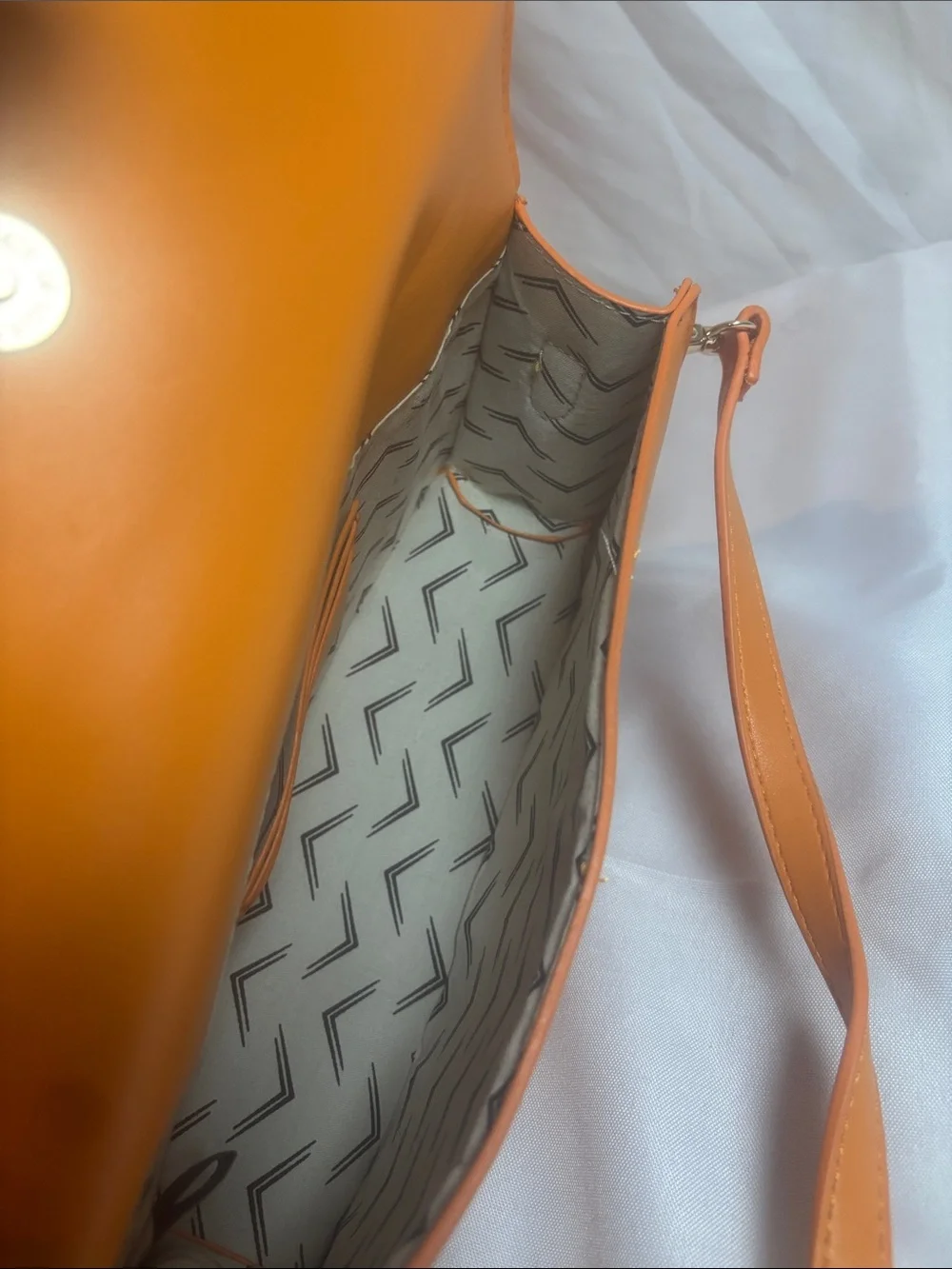 Stylish Orange Braided Strap Shoulder Bag - Women